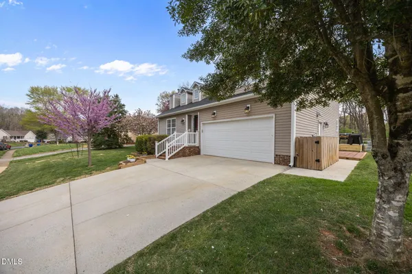 $419,500 | 108 Holly Ridge Lane, Mebane, NC 27302