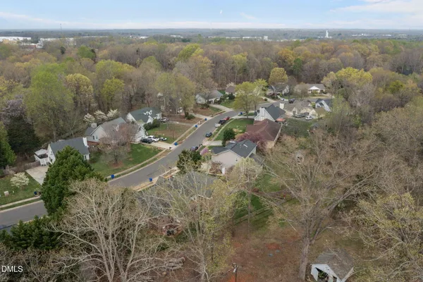$419,500 | 108 Holly Ridge Lane, Mebane, NC 27302