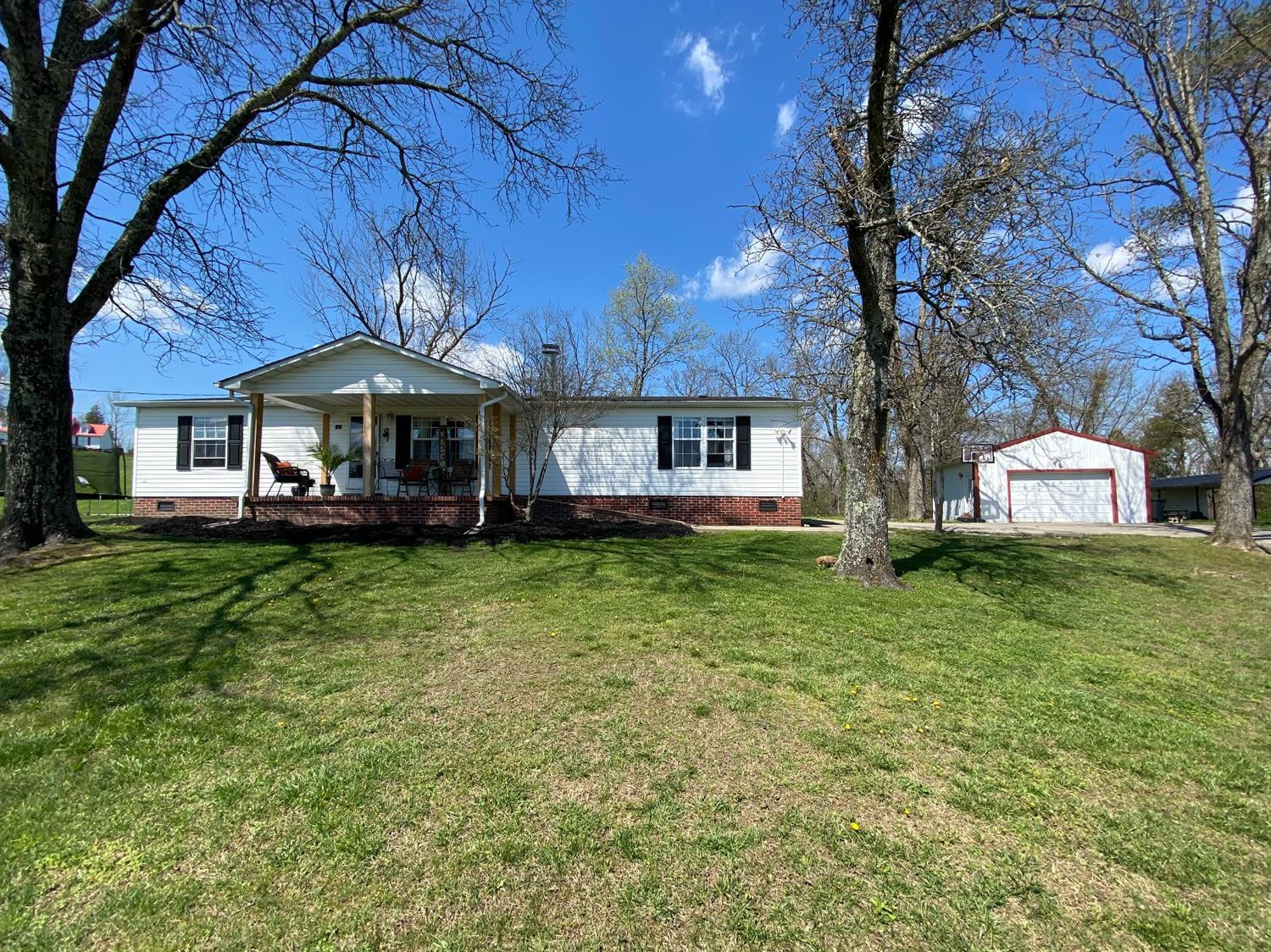 148 Sand Hill Road Irvine, KY 40336 - Photo 1 of 92 Photo 1
