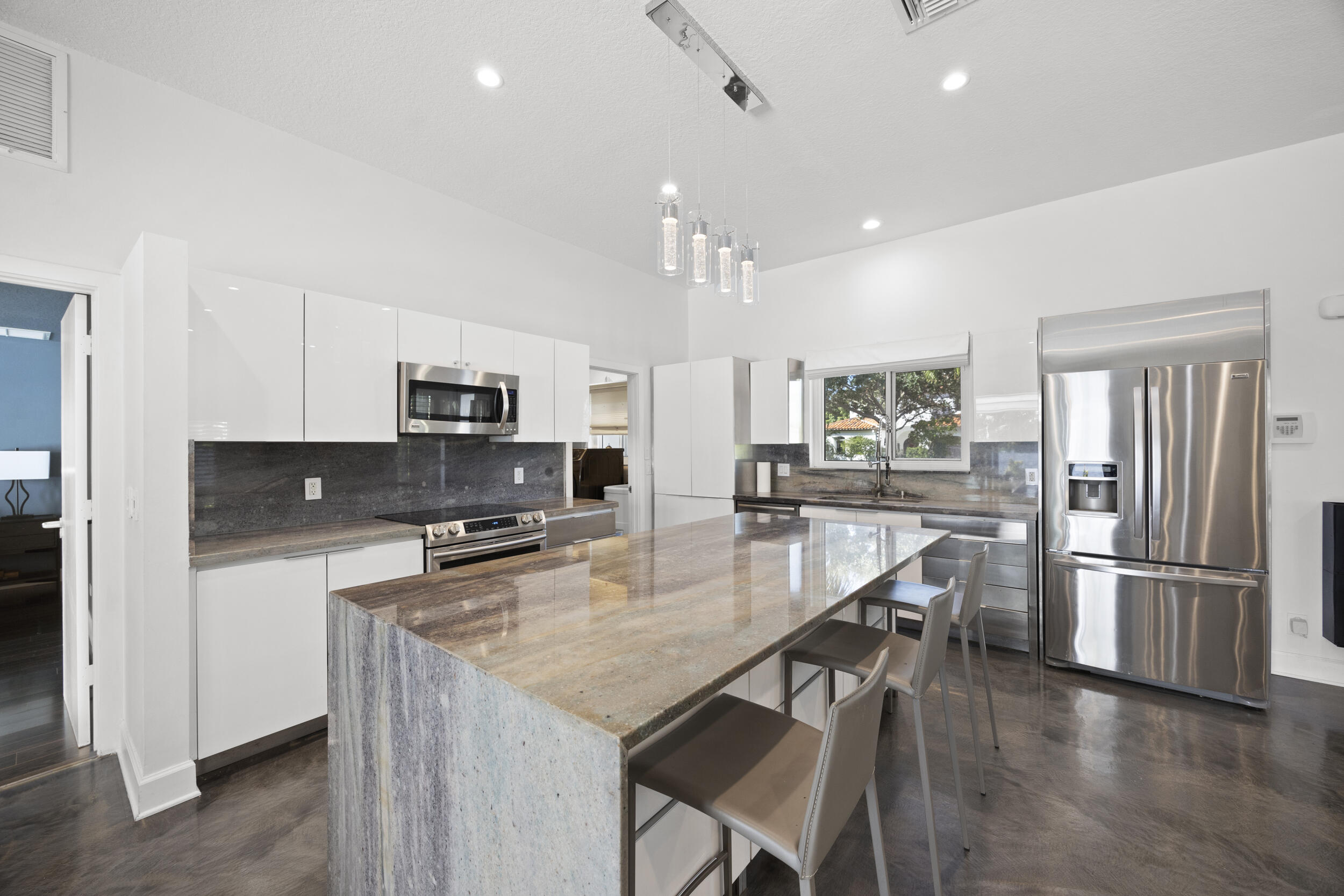 930 Northwest 4th Court Boca Raton, FL 33432 - Photo 17 of 58 17_453a8116