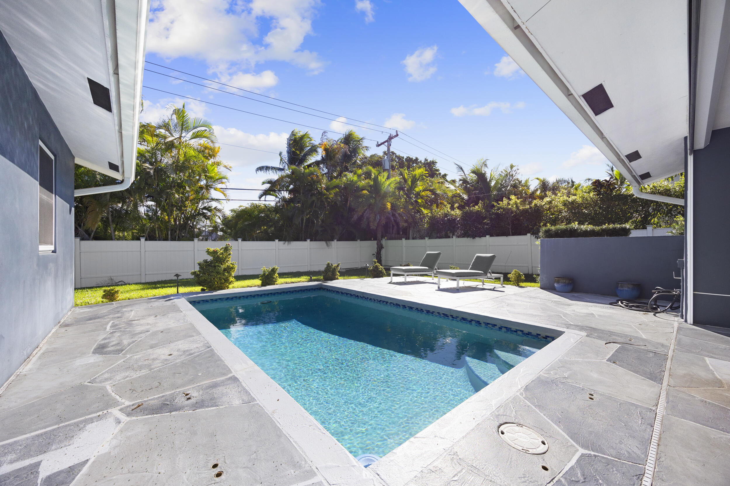 930 Northwest 4th Court Boca Raton, FL 33432 - Photo 43 of 58 43_453a8163