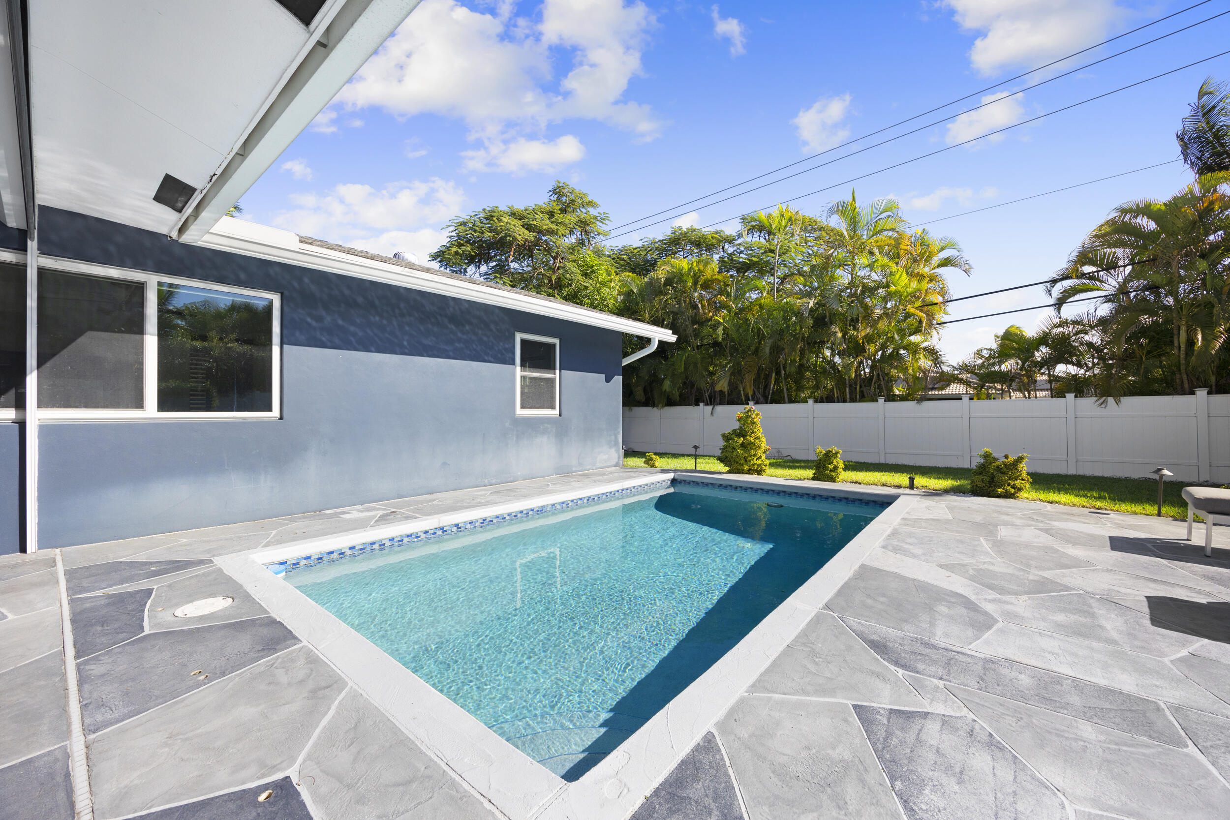 930 Northwest 4th Court Boca Raton, FL 33432 - Photo 44 of 58 44_453a8171