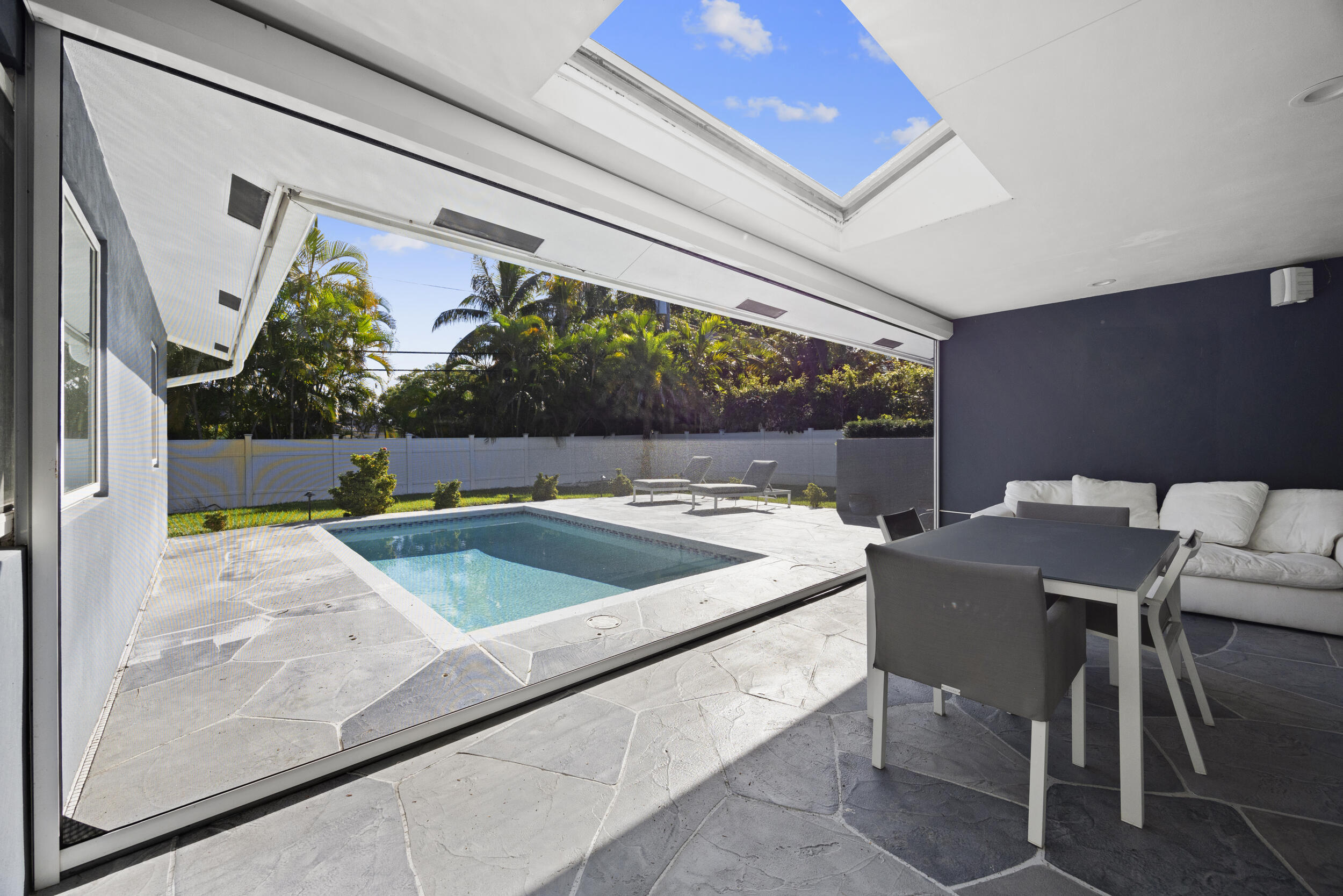 930 Northwest 4th Court Boca Raton, FL 33432 - Photo 51 of 58 51_453a8221