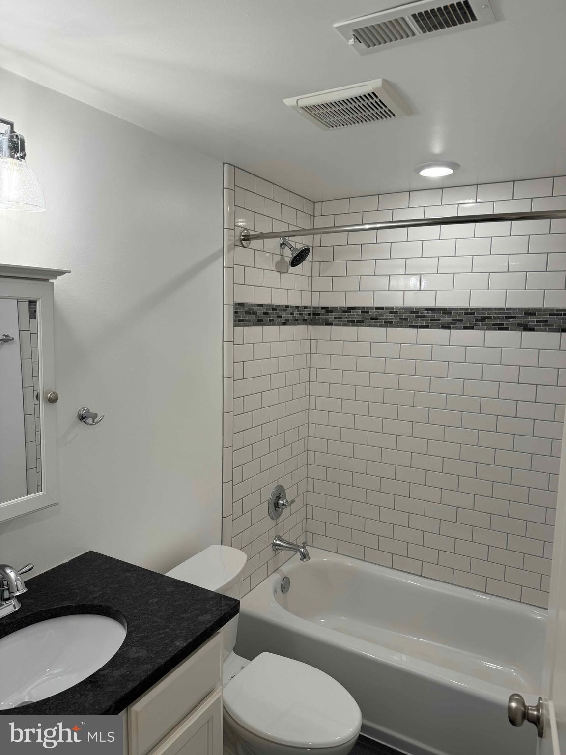 6619 Ridge Avenue, Unit 302 Philadelphia, PA 19128 - Photo 5 of 8