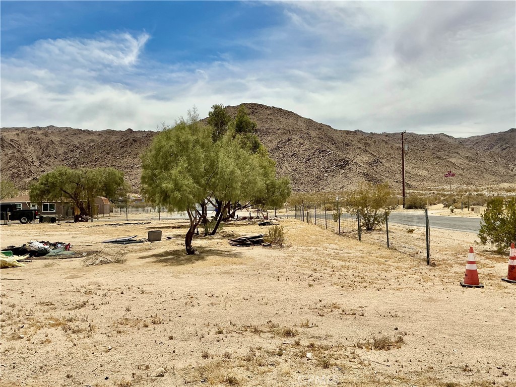 72116 Sullivan Road Twentynine Palms, CA 92277 - Photo 16 of 23