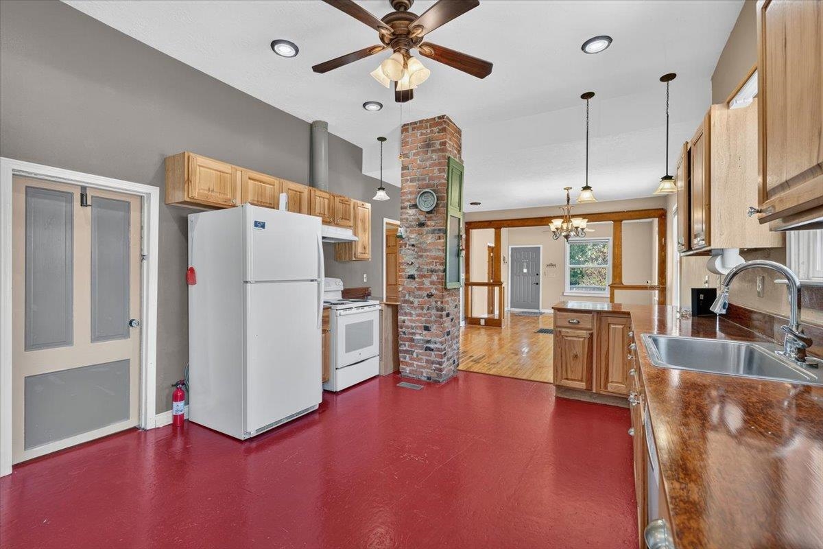 27817 North North Road Deer Park, WA 99006 - Photo 15 of 50
