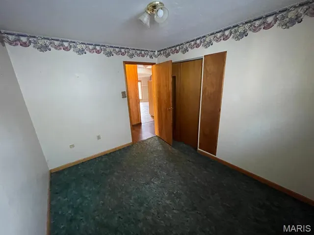 $47,500 | 143 East 2nd Street, Roxana, IL 62084