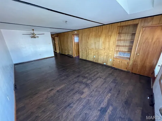 $47,500 | 143 East 2nd Street, Roxana, IL 62084