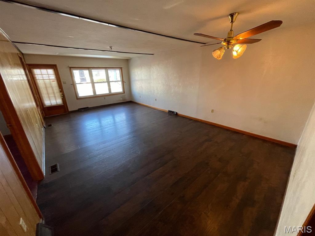 143 East 2nd Street Roxana, IL 62084 - Photo 4 of 27