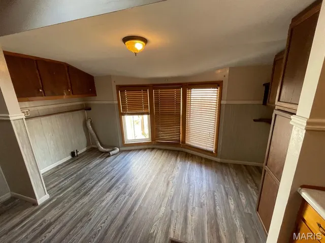 $47,500 | 143 East 2nd Street, Roxana, IL 62084