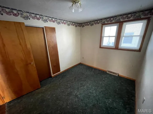 $47,500 | 143 East 2nd Street, Roxana, IL 62084