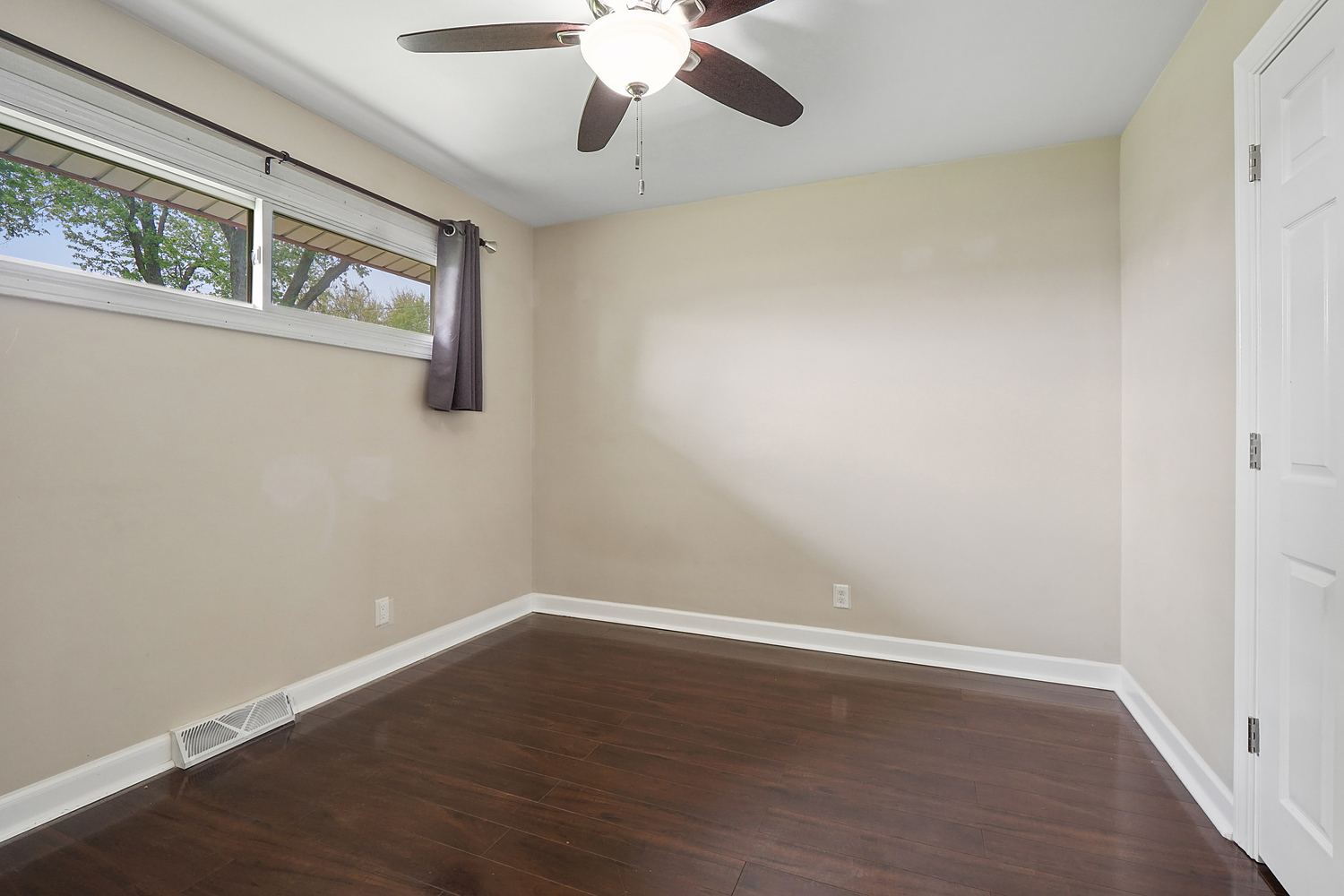 1028 Cherokee Place Lemont, IL 60439 - Photo 12 of 15