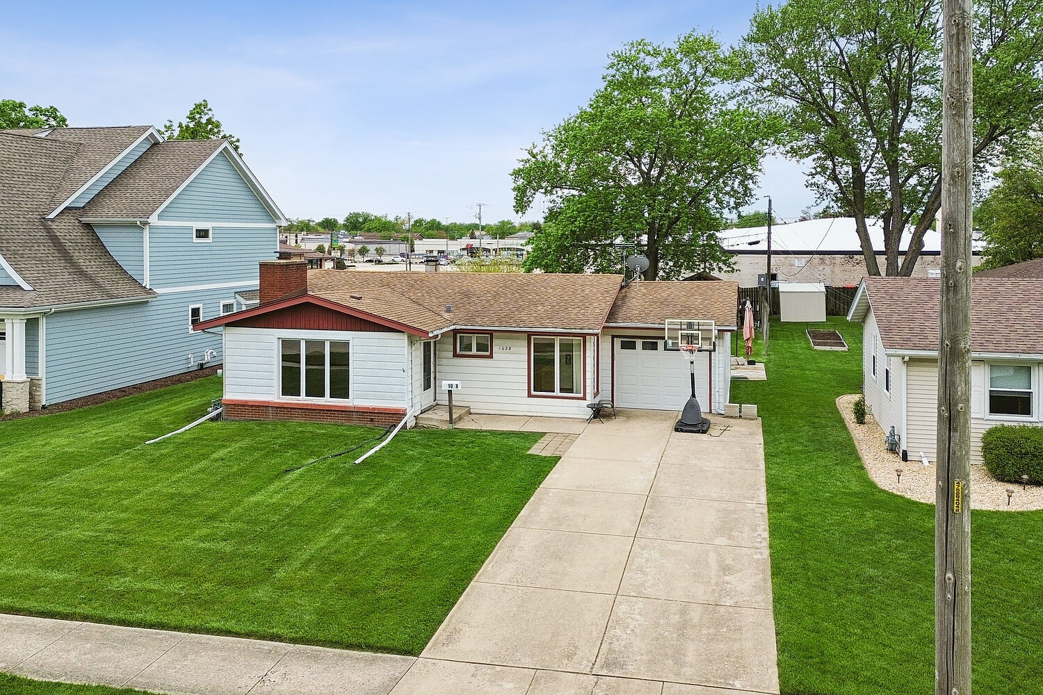 1028 Cherokee Place Lemont, IL 60439 - Photo 2 of 15