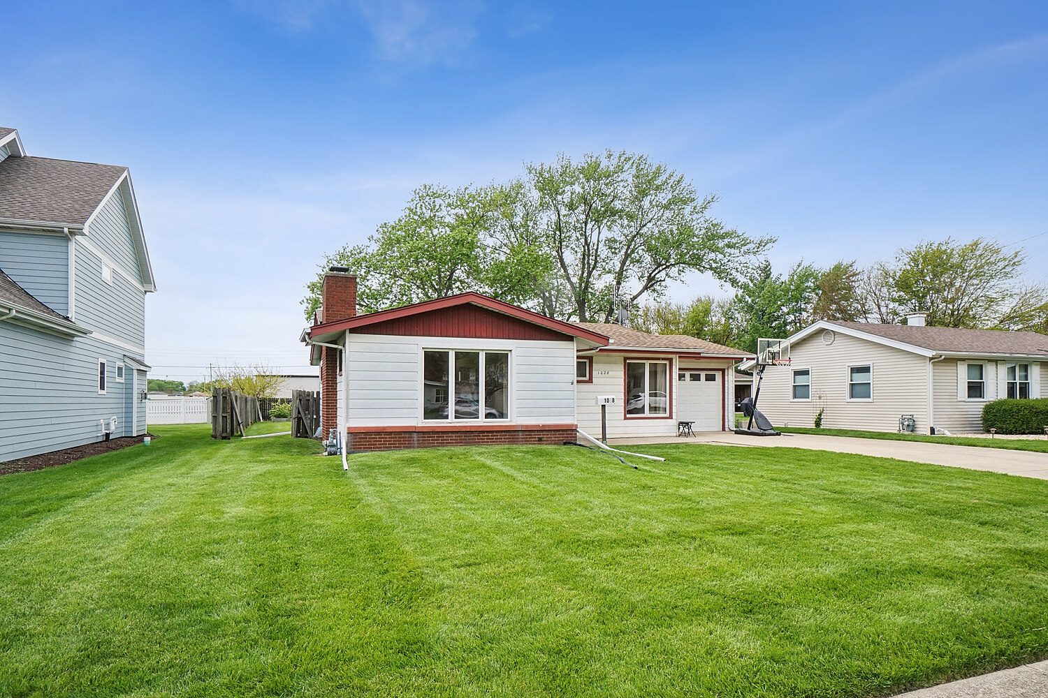 1028 Cherokee Place Lemont, IL 60439 - Photo 3 of 15