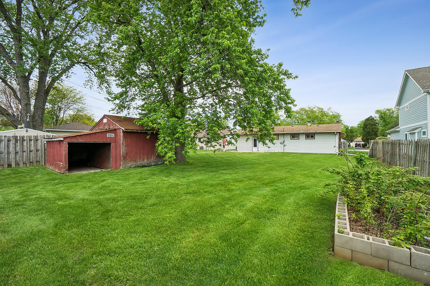 1028 Cherokee Place Lemont, IL 60439 - Photo 4 of 15