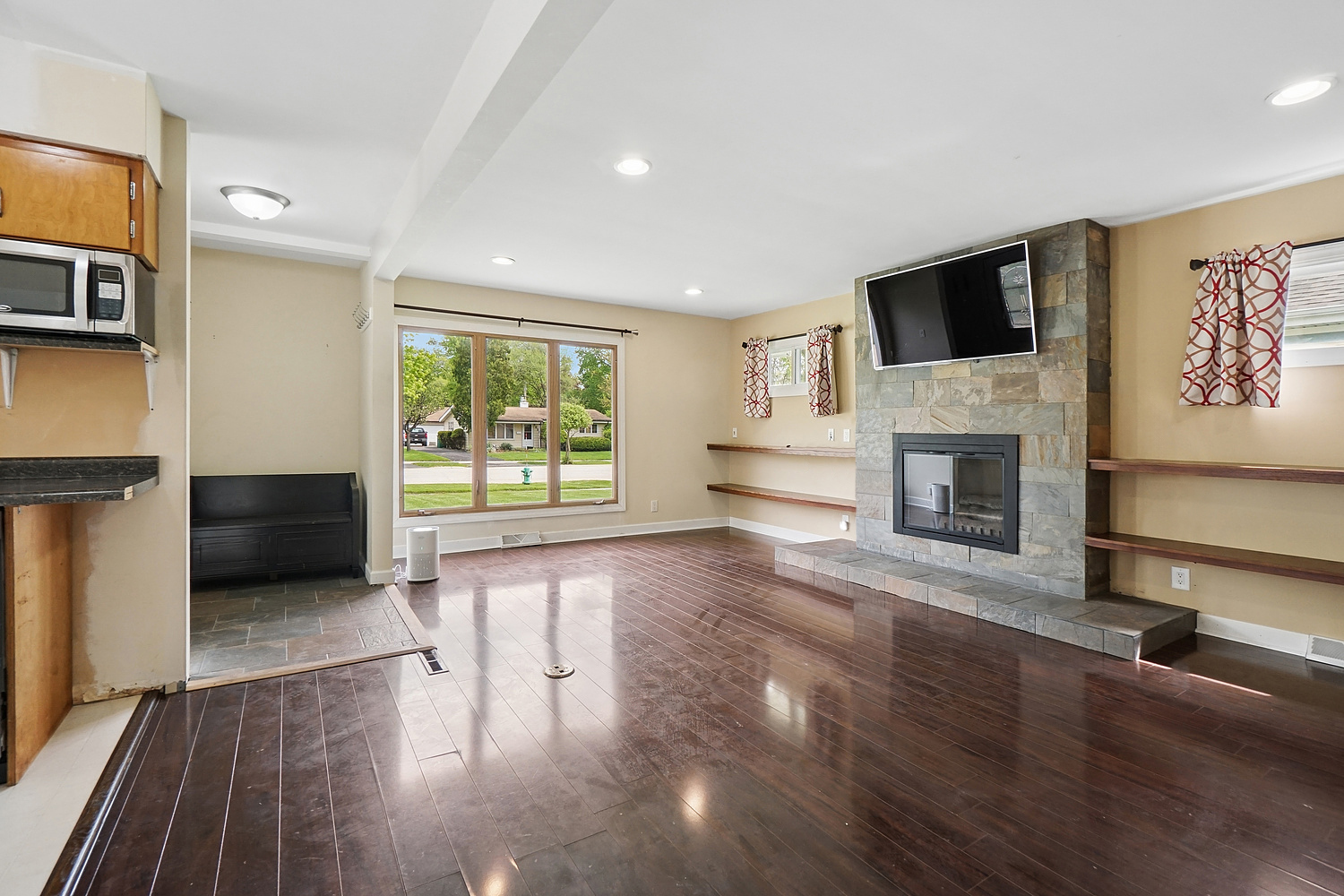 1028 Cherokee Place Lemont, IL 60439 - Photo 7 of 15