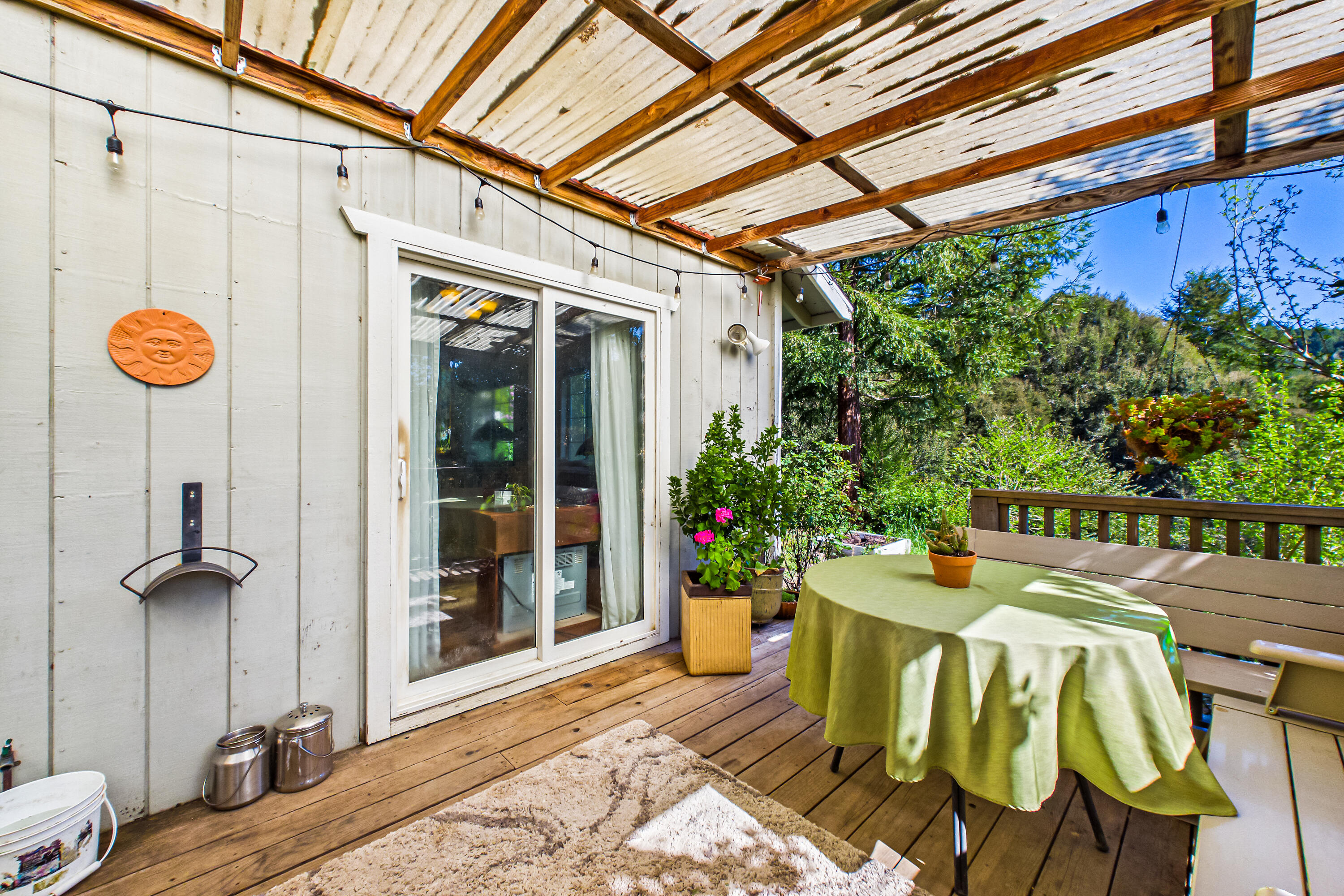 12600 Briceland Road Whitethorn, CA 95589 - Photo 16 of 111