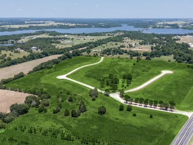 $129,900 | 116 South Ray Roberts Parkway, Tioga, TX 76271