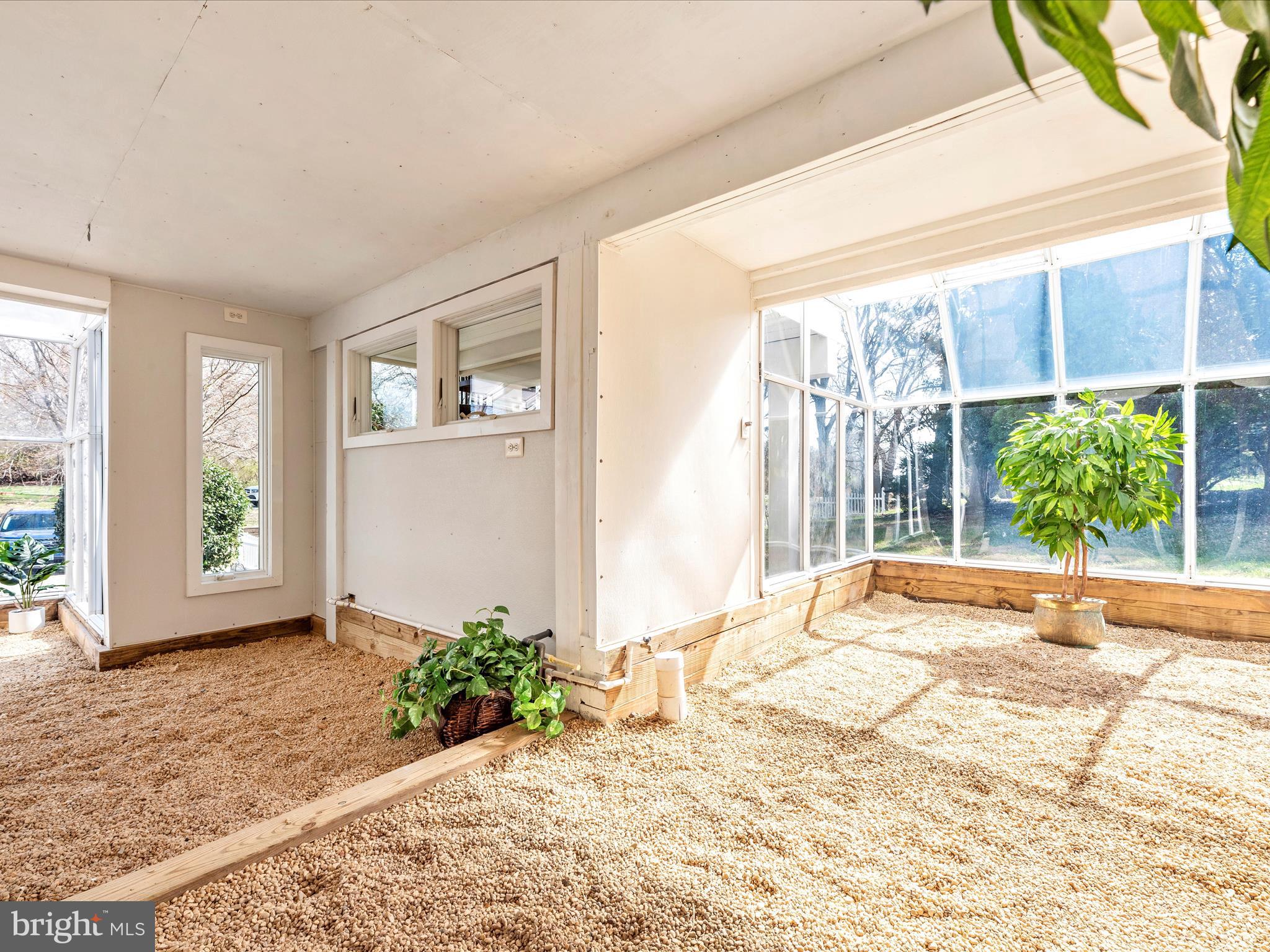 2705 Love Point Road Stevensville, MD 21666 - Photo 49 of 75 Sunroom