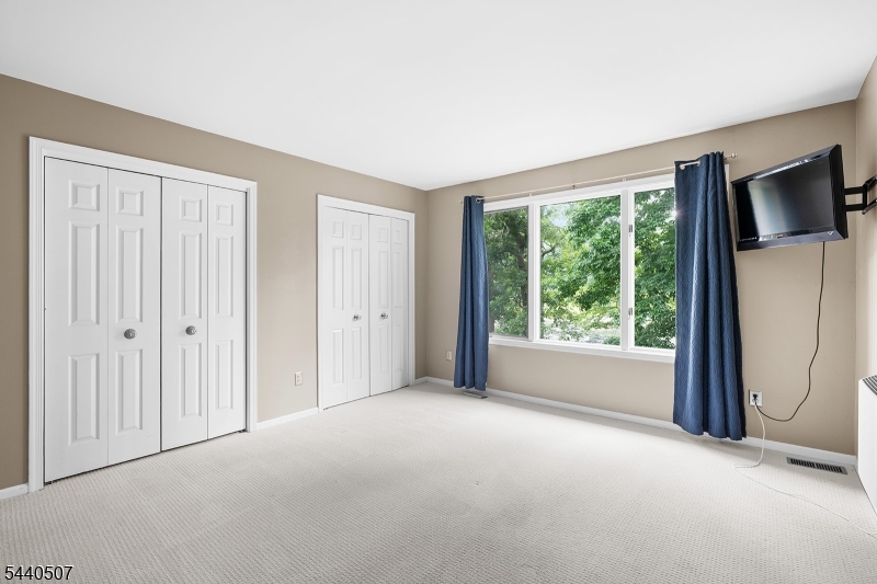 31 Stone Row Lane Oak Ridge, NJ 07438 - Photo 19 of 29