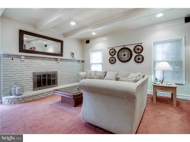 713 Decatur Drive Mount Laurel, NJ 08054 - Photo 11 of 25 Family Room