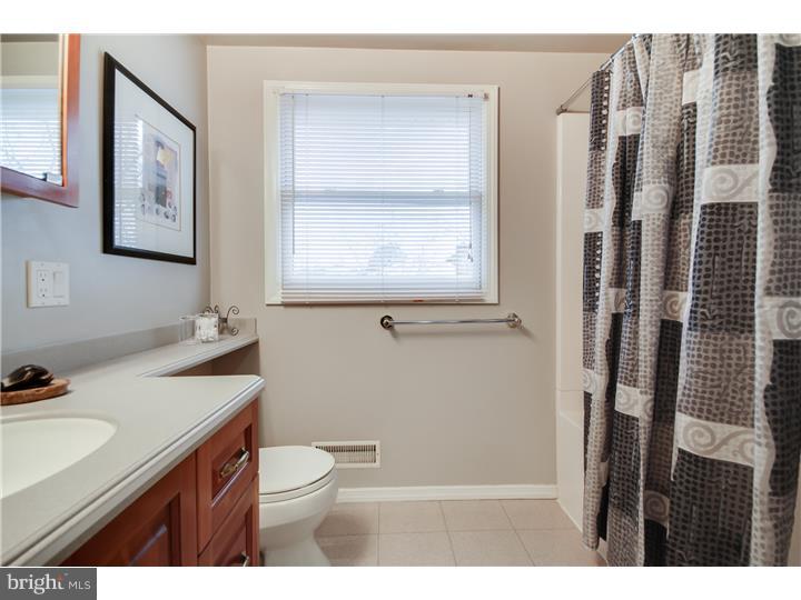 713 Decatur Drive Mount Laurel, NJ 08054 - Photo 19 of 25 Bathroom