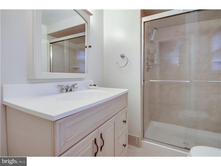 713 Decatur Drive Mount Laurel, NJ 08054 - Photo 22 of 25 Master Bathroom