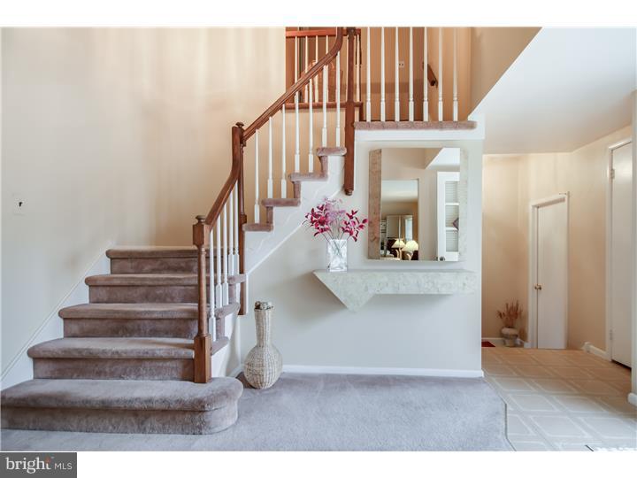 713 Decatur Drive Mount Laurel, NJ 08054 - Photo 6 of 25 Foyer