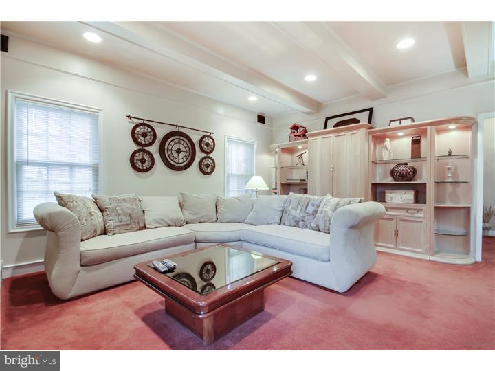 713 Decatur Drive Mount Laurel, NJ 08054 - Photo 10 of 25 Family Room