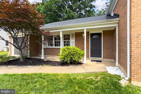 $674,900 | 754 Barbaralynn Place, Herndon, VA 20170