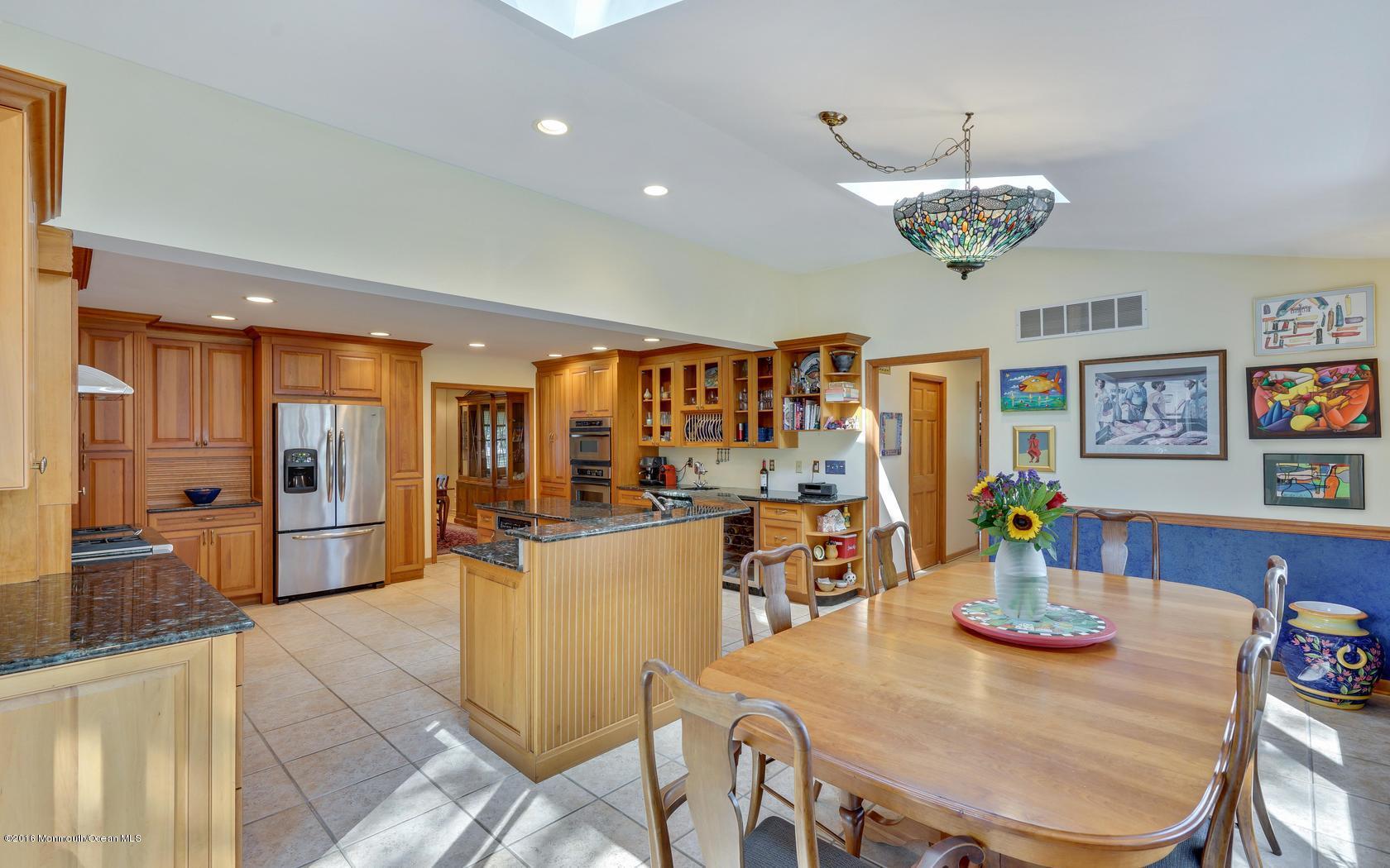 180 Fern Road East Brunswick, NJ 08816 - Photo 12 of 31 23
