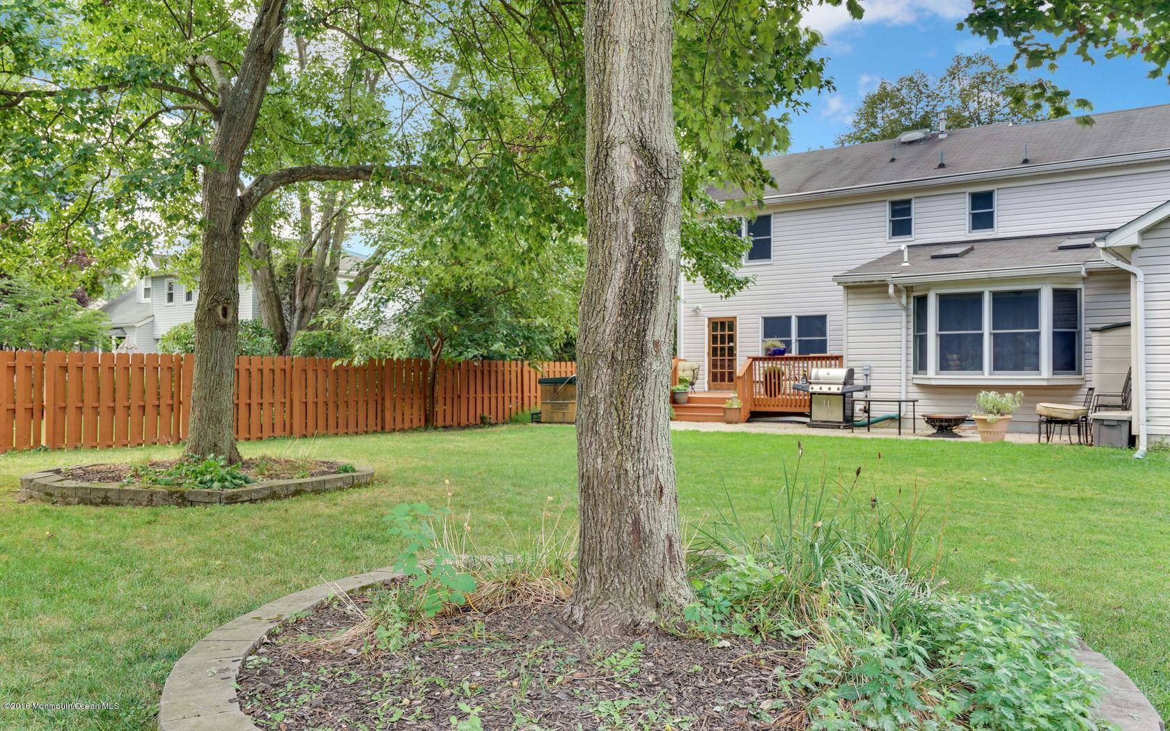 180 Fern Road East Brunswick, NJ 08816 - Photo 29 of 31 57