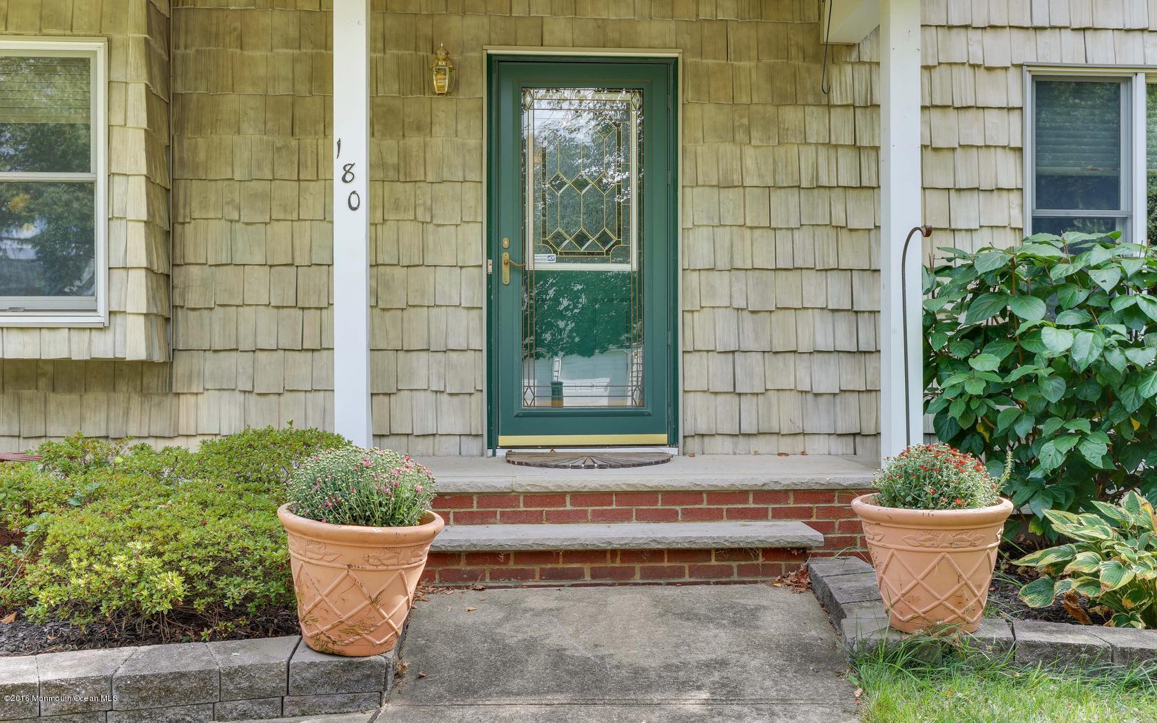 180 Fern Road East Brunswick, NJ 08816 - Photo 5 of 31 8