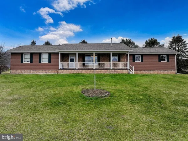 $275,000 | 507 Woodbury Pike, Hopewell, PA 16650