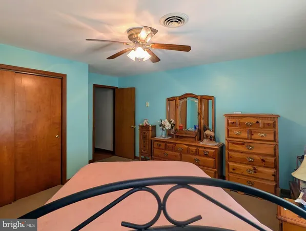 $275,000 | 507 Woodbury Pike, Hopewell, PA 16650