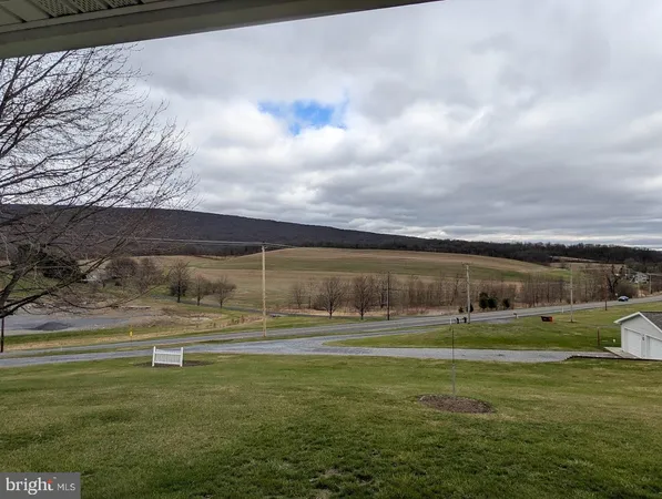 $275,000 | 507 Woodbury Pike, Hopewell, PA 16650