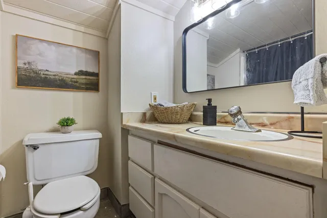 $299,900 | 1118 Cedar Creek Drive, Unit 85, Modesto, CA 95355