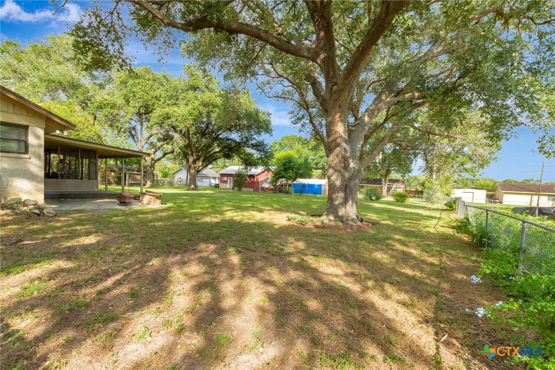 503 Angus Street Victoria, TX 77904 - Photo 36 of 42