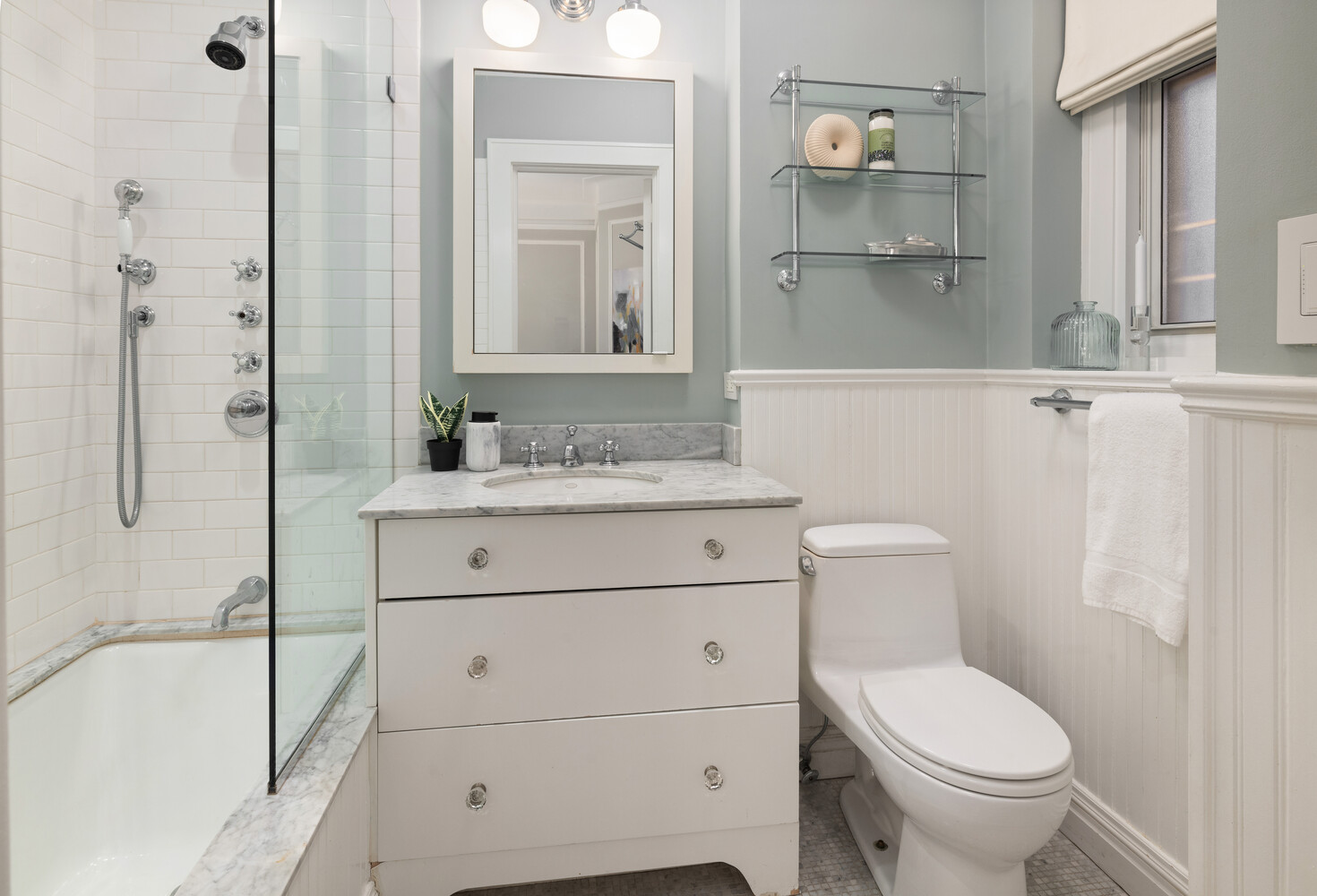 180 Riverside Drive, Unit 3E Manhattan, NY 10024 - Photo 11 of 14