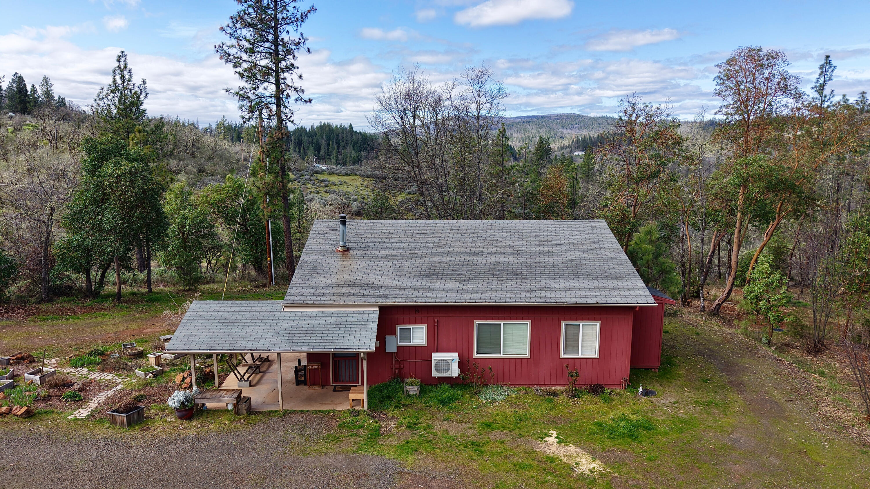509 Derby Road Eagle Point, OR 97524 - Photo 36 of 49 House