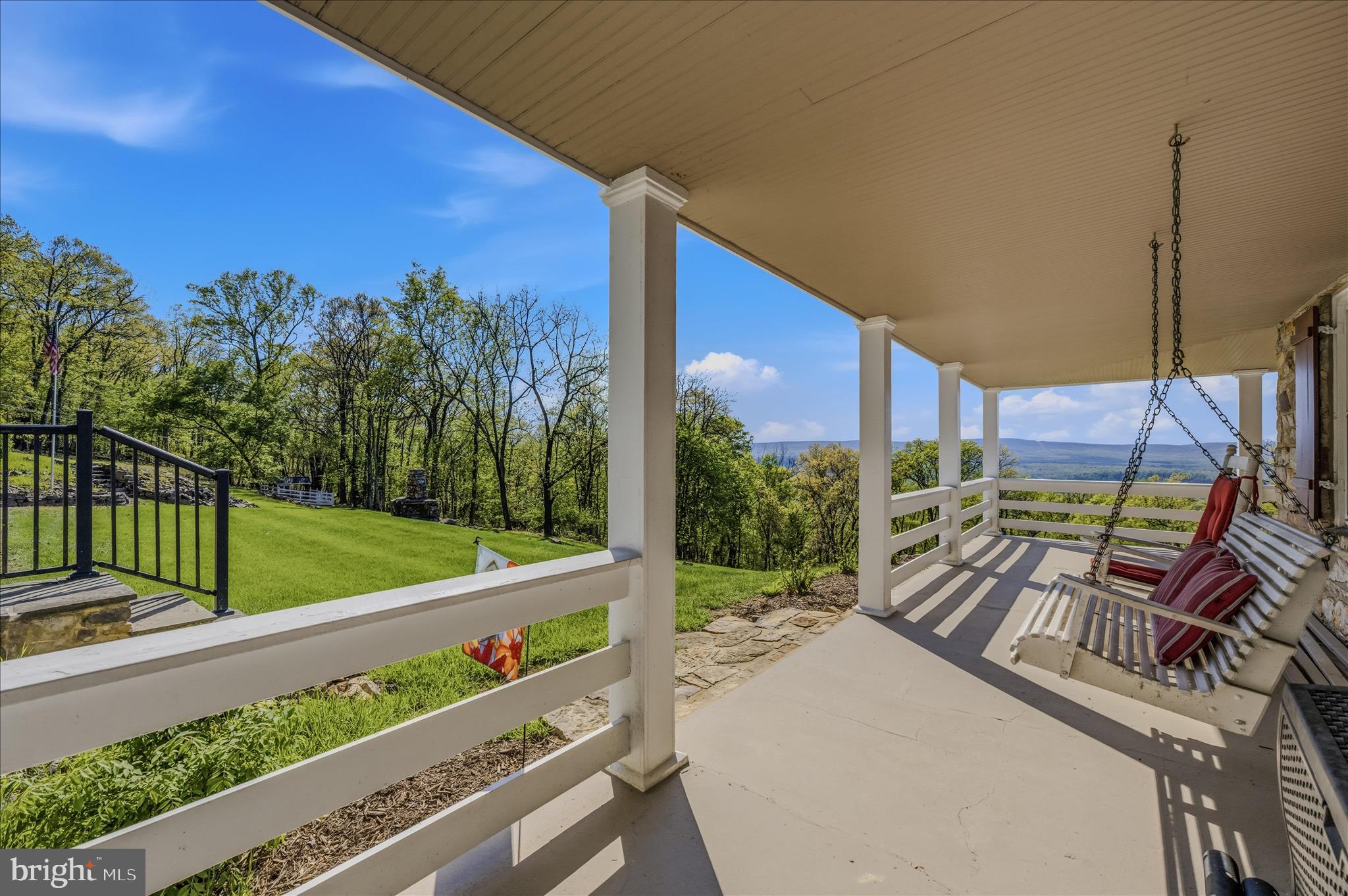 3877 Dry Run Road Martinsburg, WV 25403 - Photo 13 of 51 Back Porch