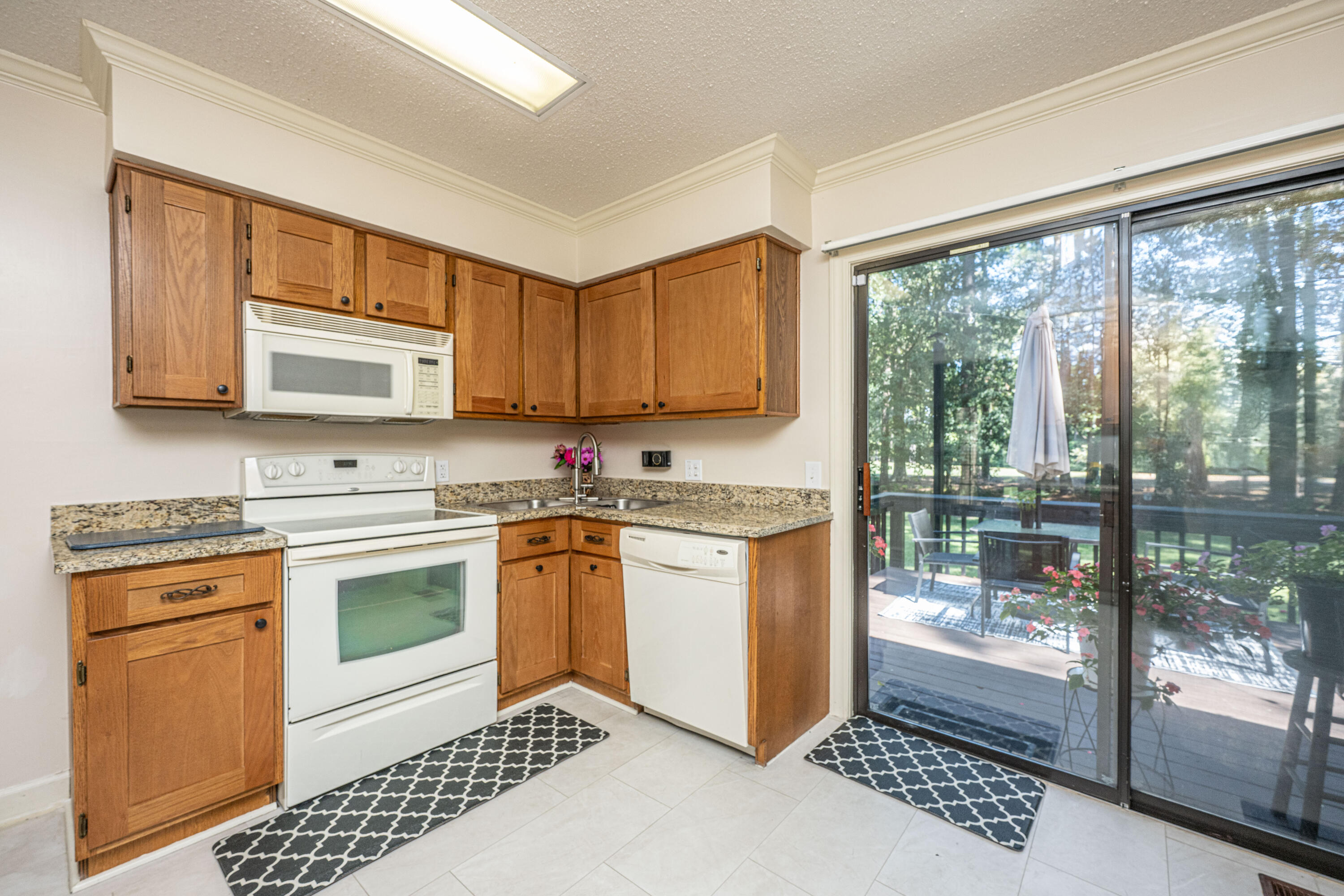 229 Cooper Drive Santee, SC 29142 - Photo 3 of 100 229CooperDr016