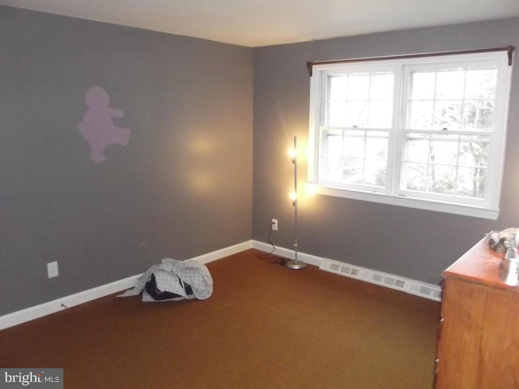 2111 Clover Hill Road Lancaster, PA 17603 - Photo 16 of 25 Gallery Image 16