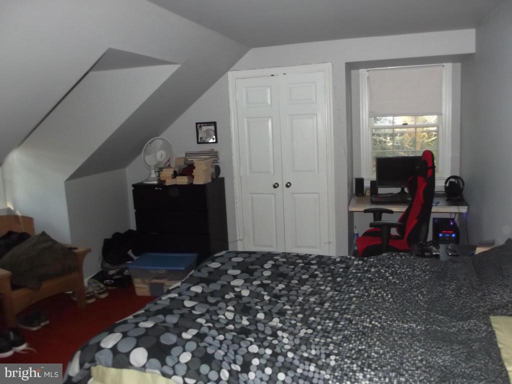 2111 Clover Hill Road Lancaster, PA 17603 - Photo 18 of 25 Gallery Image 18