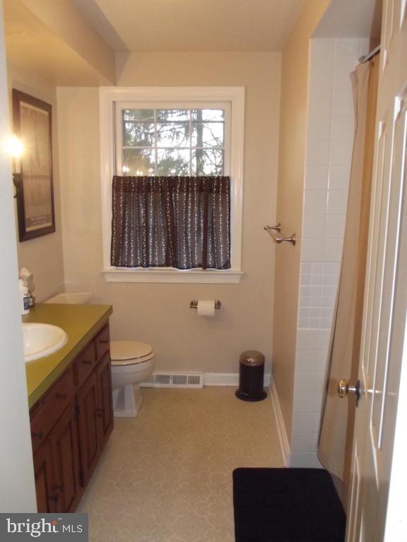 2111 Clover Hill Road Lancaster, PA 17603 - Photo 22 of 25 Gallery Image 22