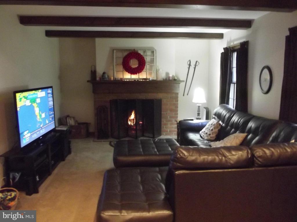 2111 Clover Hill Road Lancaster, PA 17603 - Photo 9 of 25 Gallery Image 9