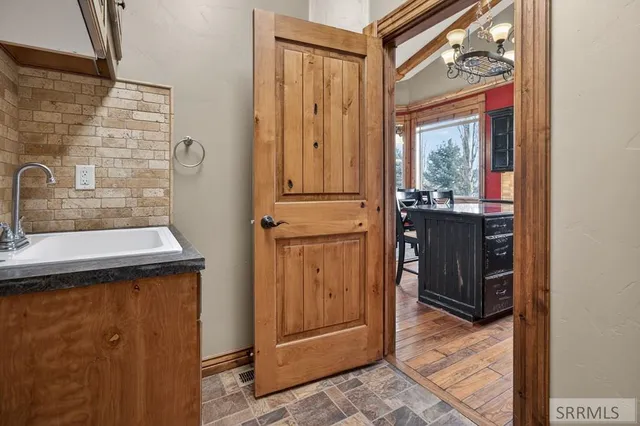 $799,000 | 102 North 3918 East, Rigby, ID 83442