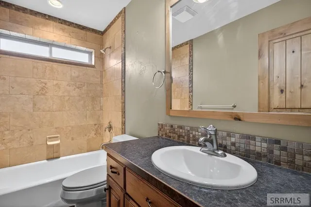 $799,000 | 102 North 3918 East, Rigby, ID 83442