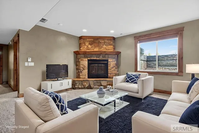 $799,000 | 102 North 3918 East, Rigby, ID 83442