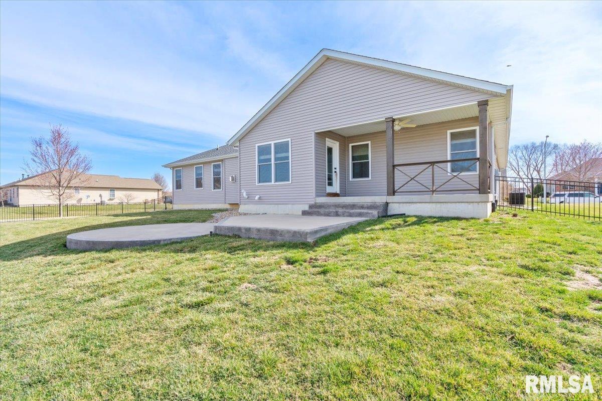 2801 Rutherford Trek Springfield, IL 62711 - Photo 41 of 47 Gallery Image 41